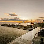 On - Small Luxury Of The World 5*