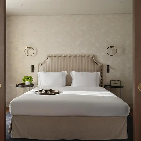 On - Small Luxury Of The World Thessalonique