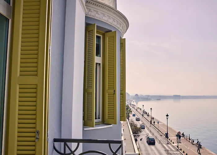 On - Small Luxury Of The World 5*