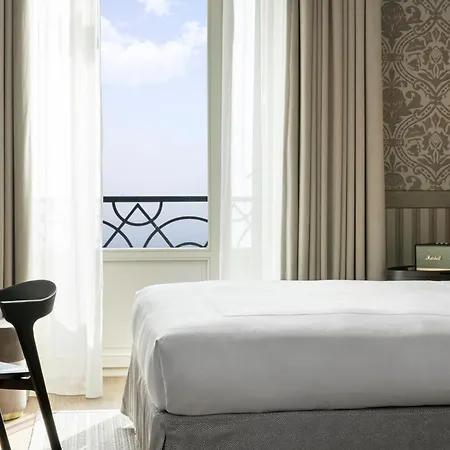 On - Small Luxury Of The World 5*