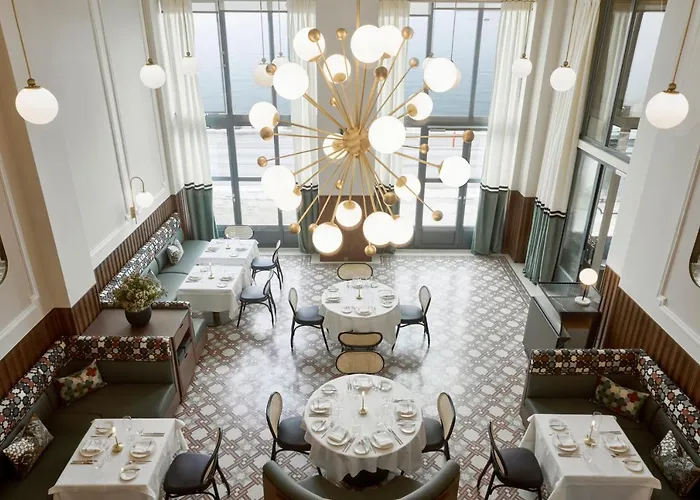 On - Small Luxury Of The World 塞萨洛尼基